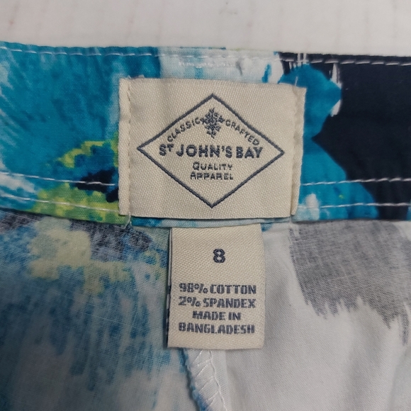 St John's Bay Floral Design Multicolor Skort Size 8 - Picture 4 of 8